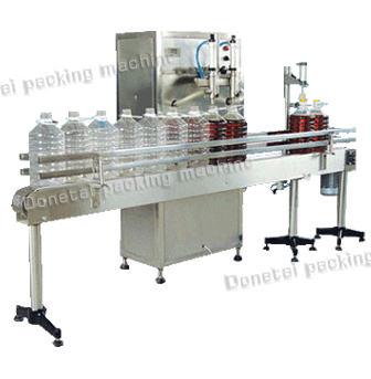 食用油灌裝機(jī)的選擇要從專(zhuān)業(yè)的食用油灌裝機(jī)公司入手