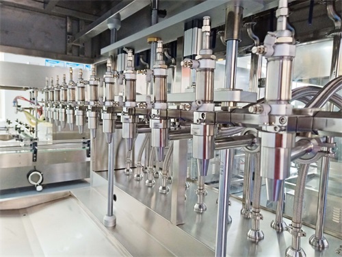 秋冬時節(jié)，記得這些食用油灌裝機(jī)的保養(yǎng)技巧不得了